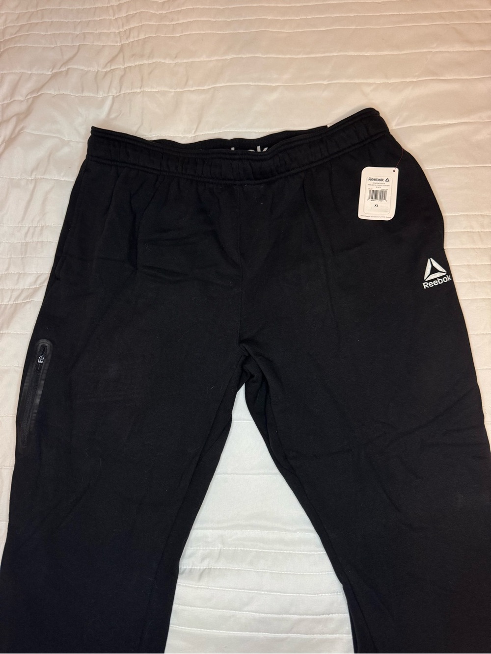 Reebok Men’s XL Delta Black Athletic Joggers